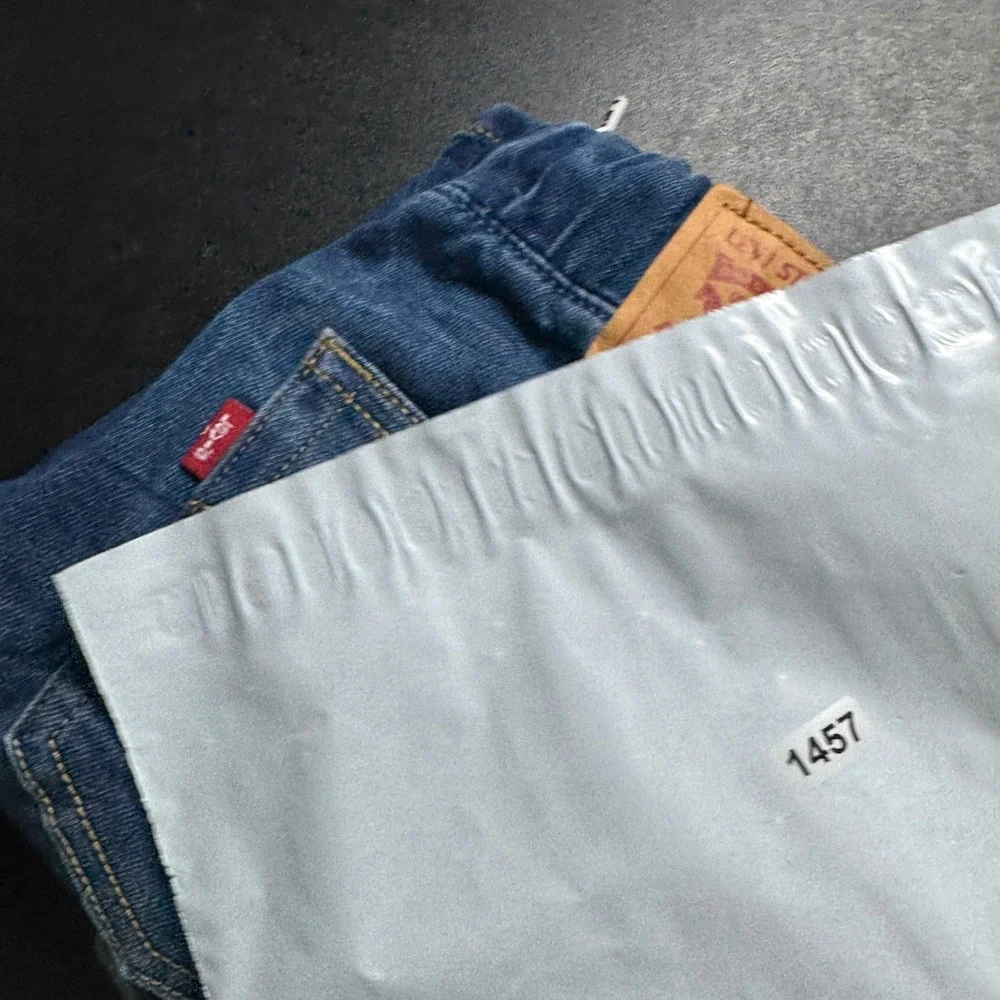 Levi's Boys Medium Pull On Knit Waistband Skinny Fit Denim‎ Jean Shorts
